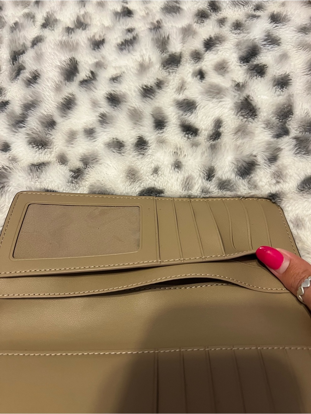 Coach Women's Leather Trifold Wallet in Tan & Cream Signature Canvas - Picture 5 of 11